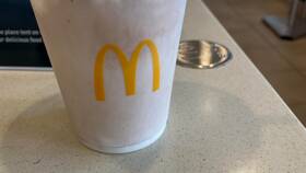 Сколько калорий в шоколадном коктейле McDonald's в Парфюм-Лидер